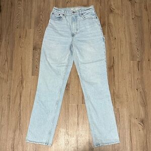 Abercrombie & Fitch Light Wash Straight Leg Jeans